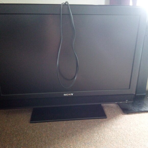 TV - Picture 1 of 1